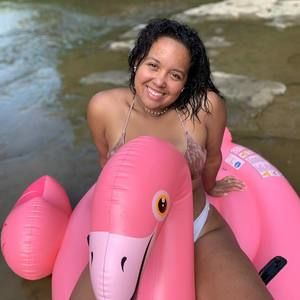 Meet your Posher, Sierra